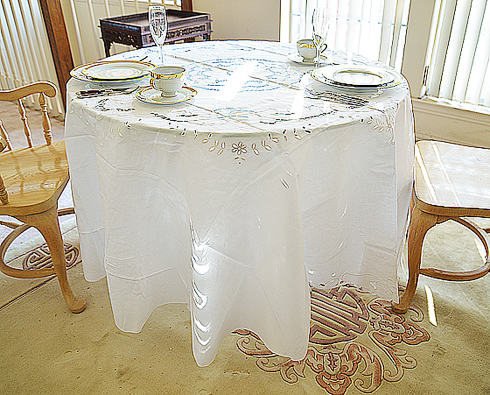 Emerald Embroidery Tablecloth